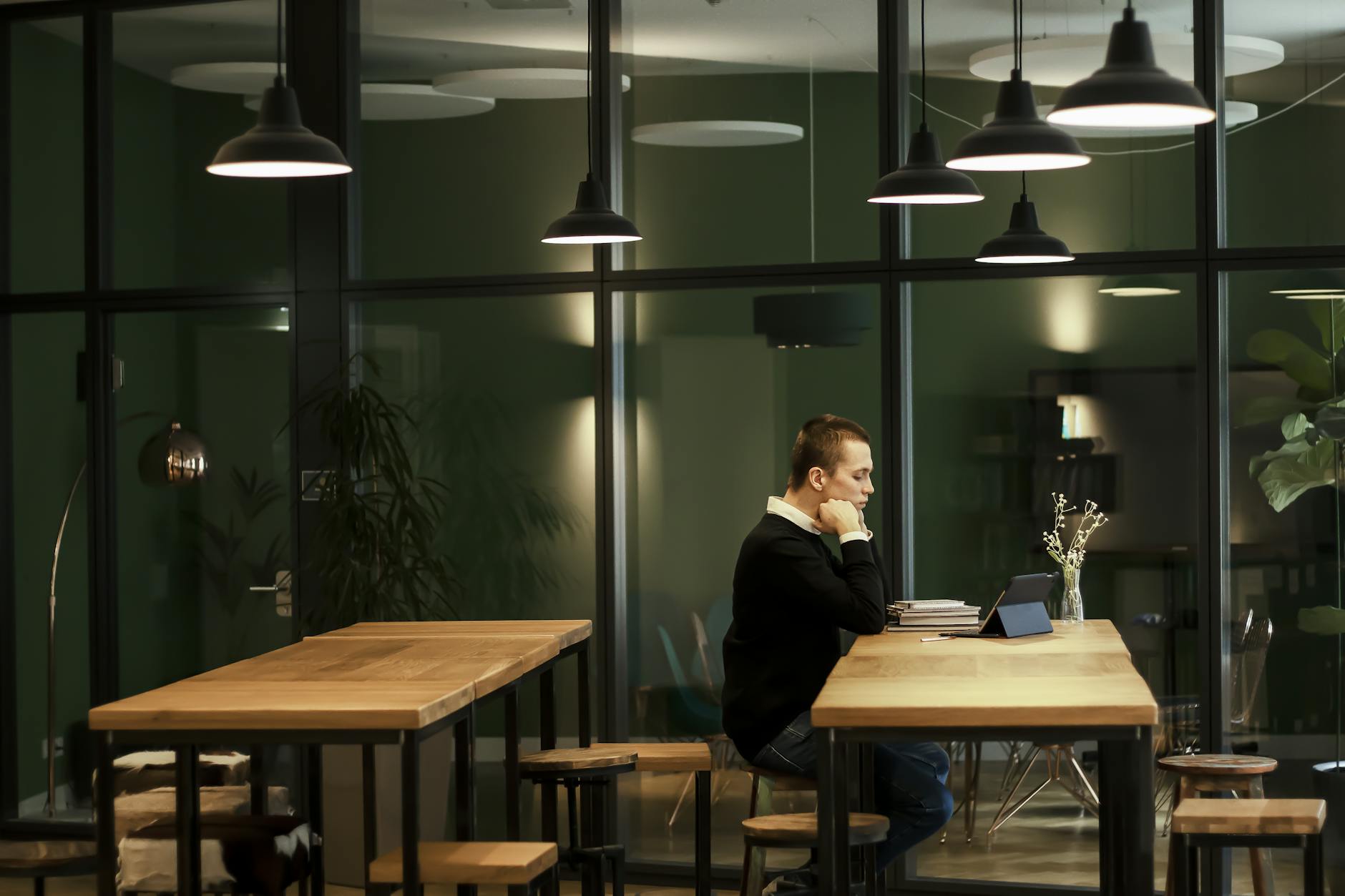 Contemporary co-working space with open layout and flexible seating arrangements