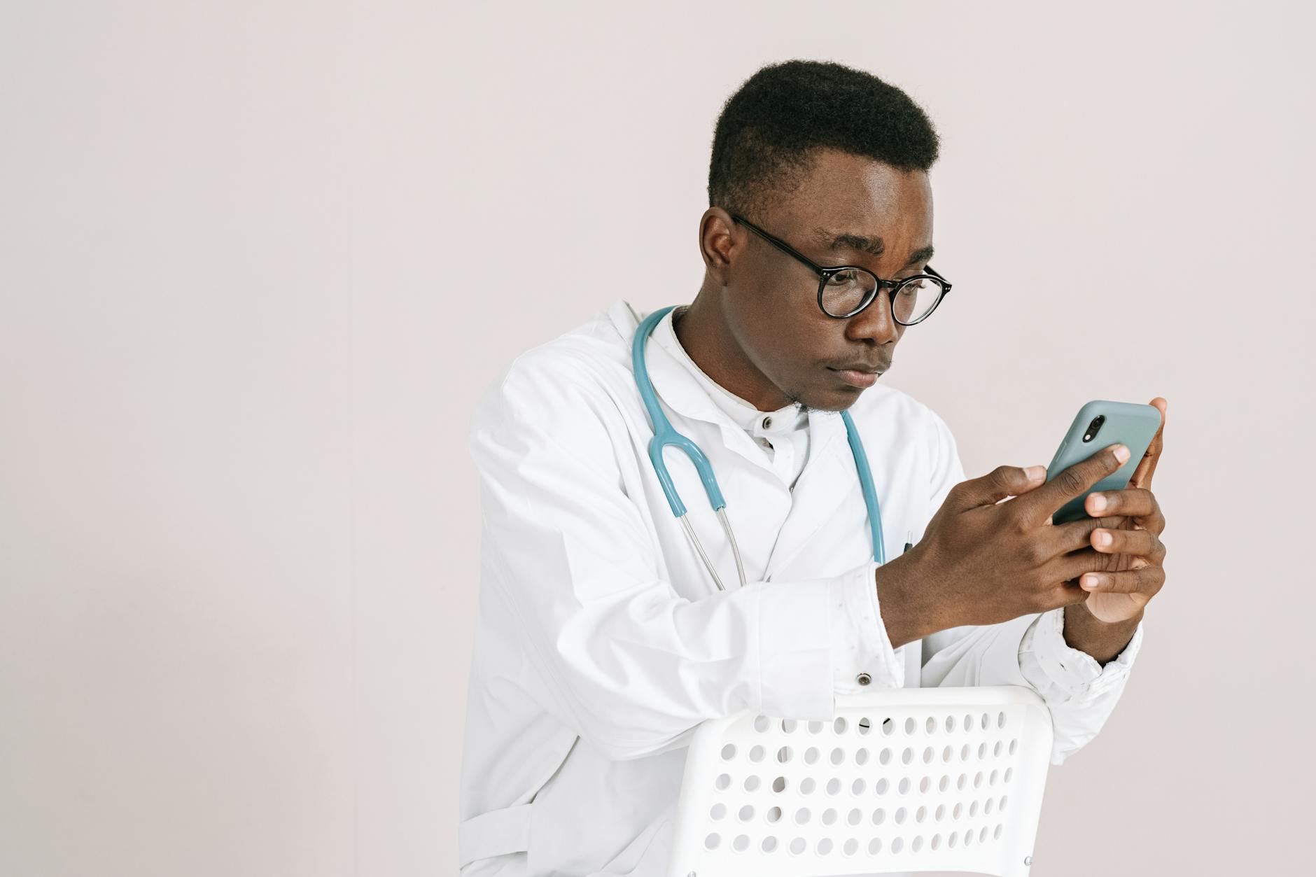 Mobile medical van providing healthcare services in community setting