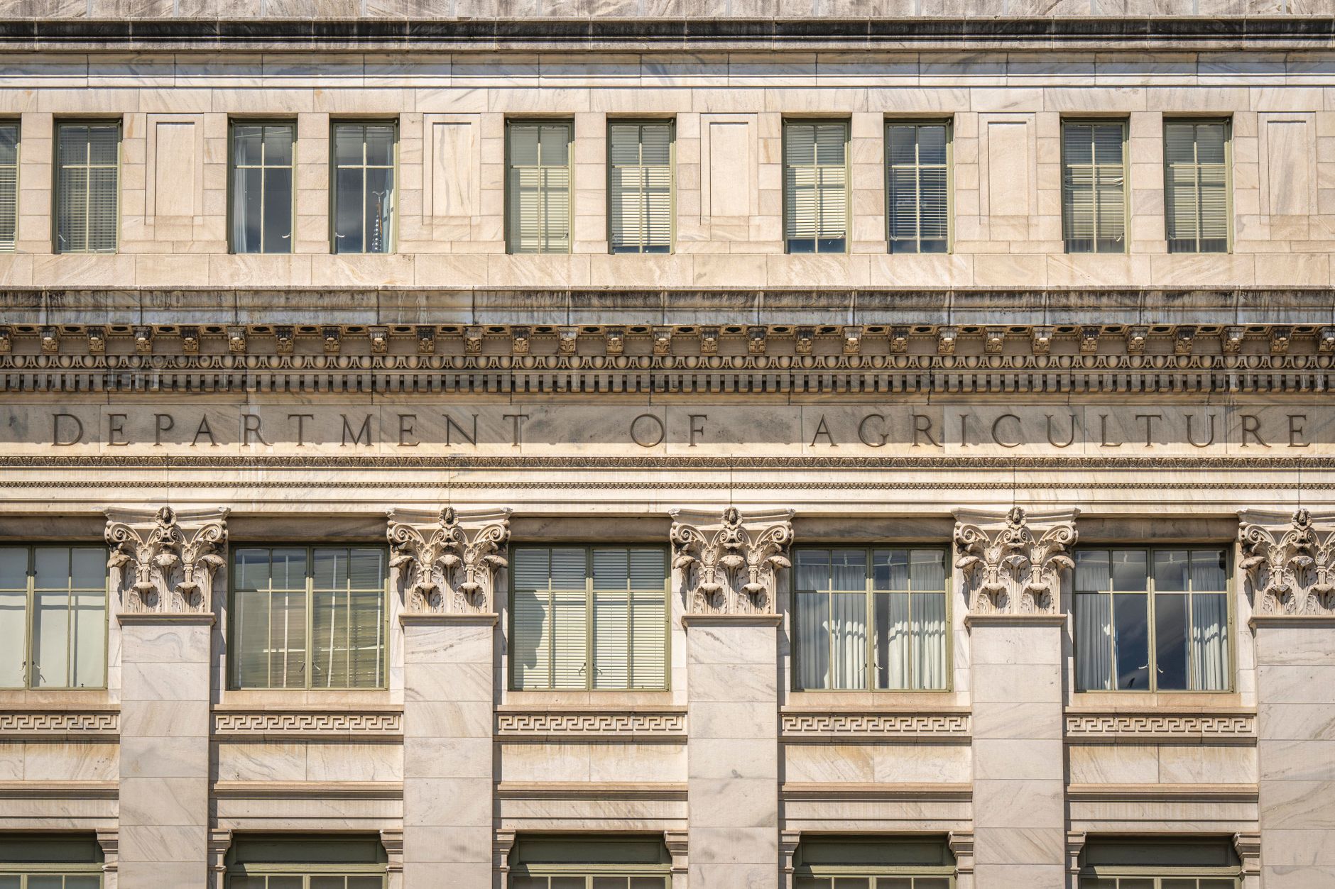 Exterior of the Federal Reserve building in Washington D.C.